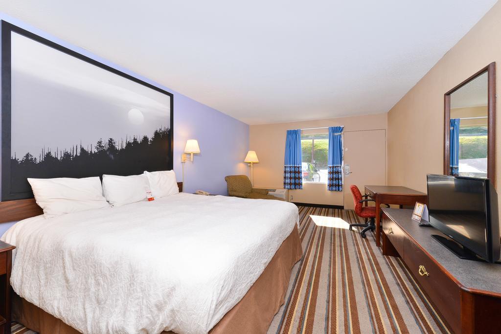 Super 8 By Wyndham Caryville Tn Phòng bức ảnh