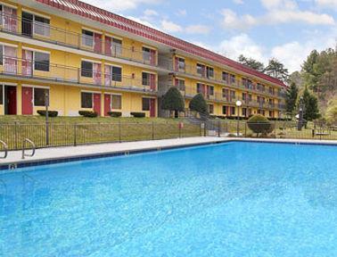 Super 8 By Wyndham Caryville Tn Ngoại thất bức ảnh